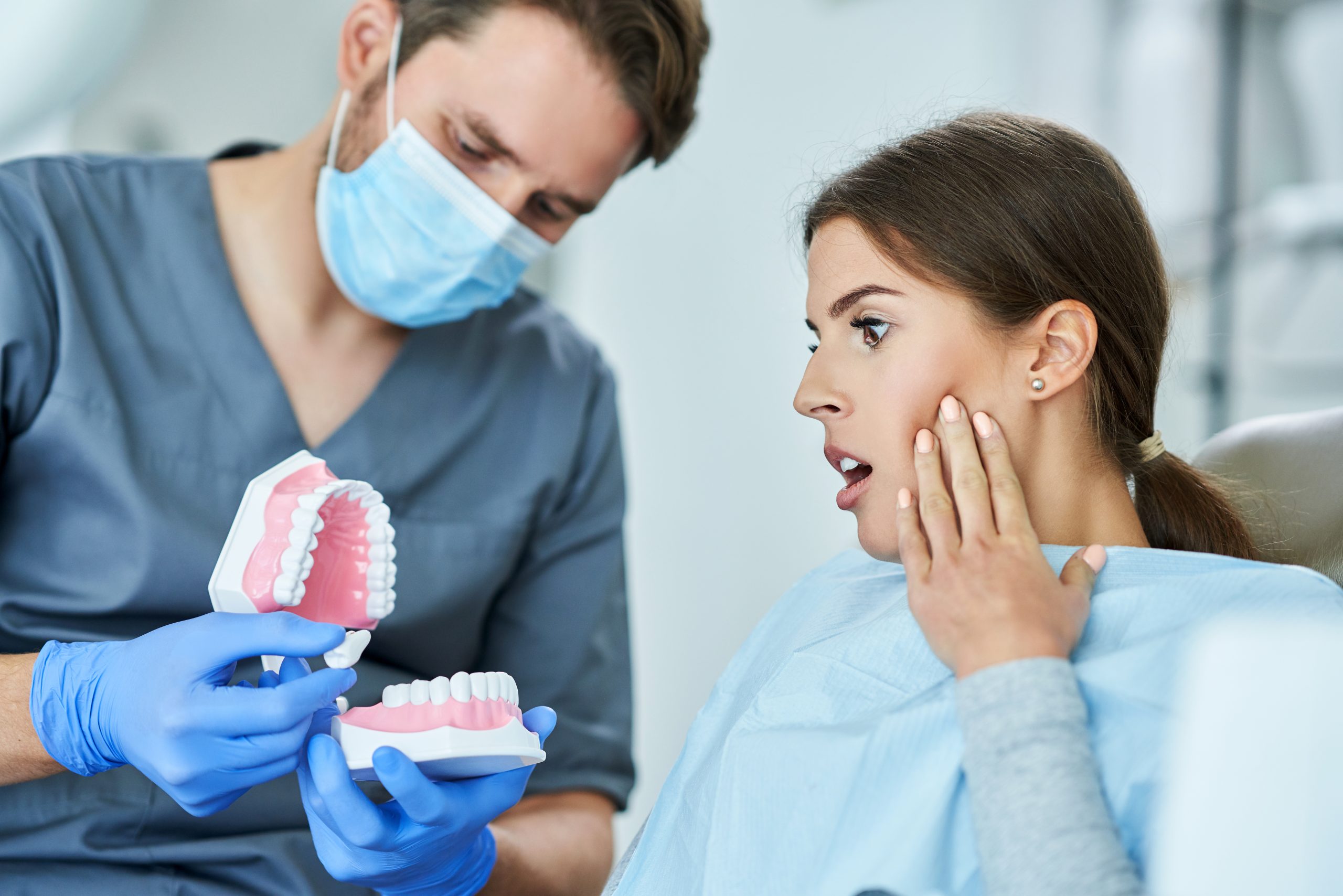 What Happens If You Let Your Wisdom Teeth Grow?