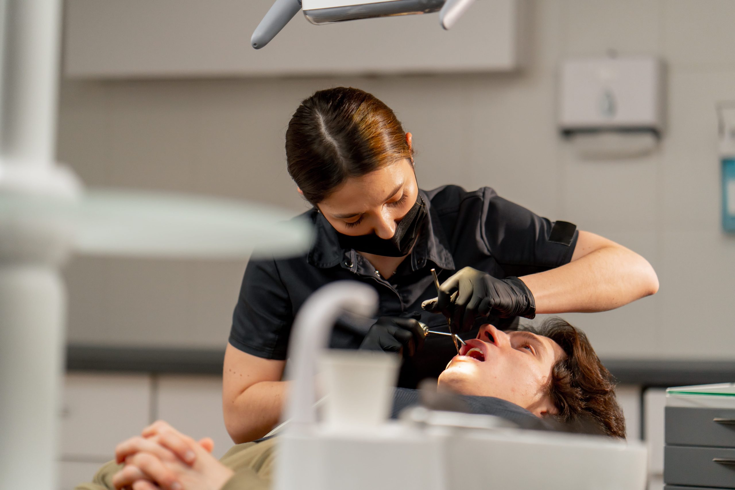 Root Canal vs Extraction